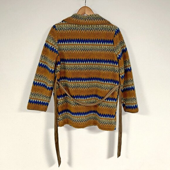 Davi & Dani Aztec Sherpa Jacket - Picture 3 of 11